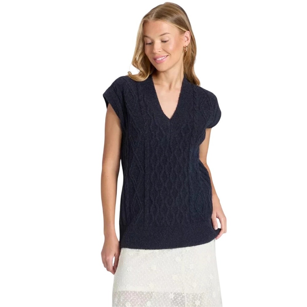 Universal Thread Women's Navy Blue‎ Cable Knit V-Neck Sweater Vest Size Small